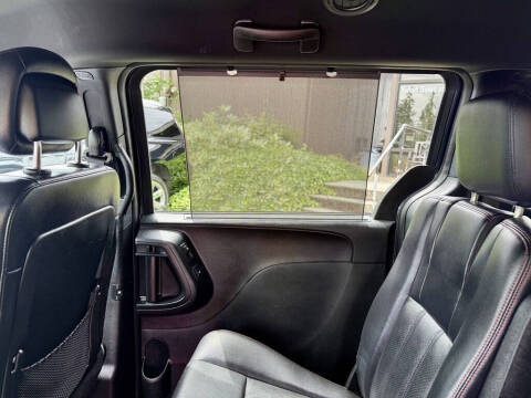 2013 Dodge Grand Caravan R/T