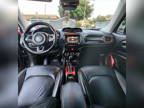 2016 Jeep Renegade Trailhawk