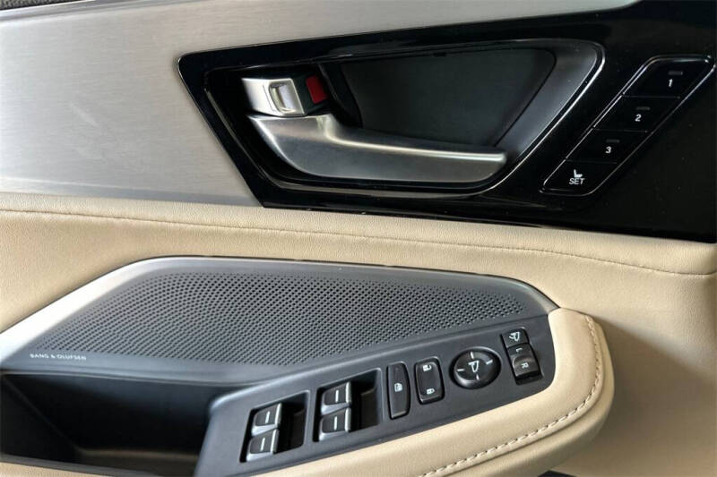 2026 Acura MDX SH-AWD w/Tech