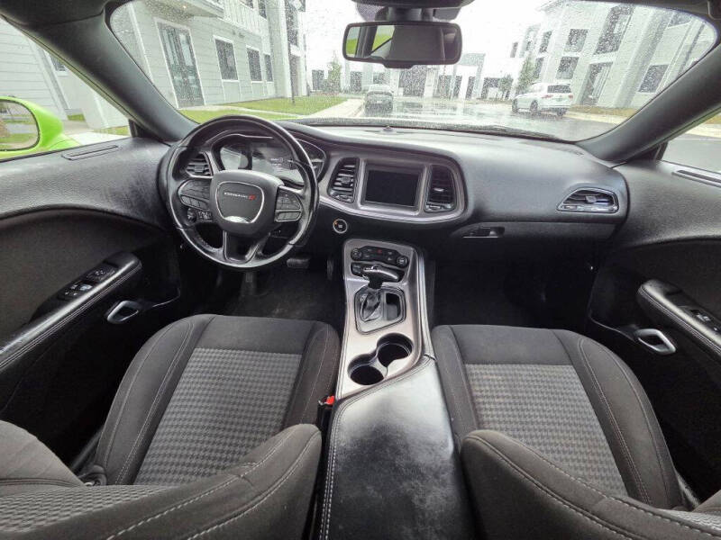 2023 Dodge Challenger SXT