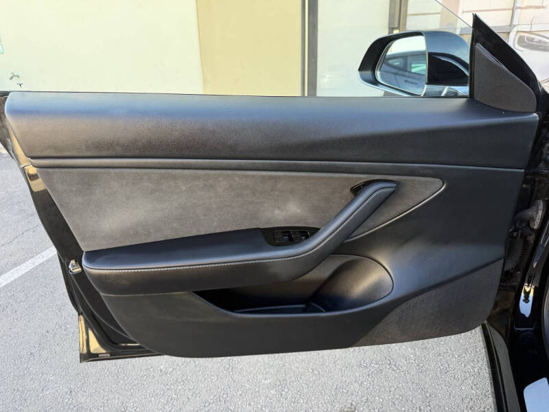 2018 Tesla Model 3 Performance