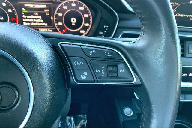 2019 Audi A4 quattro Premium Plus 45 TFSI