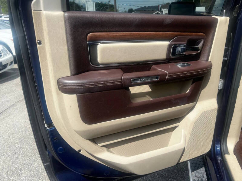 2014 RAM 1500 Laramie