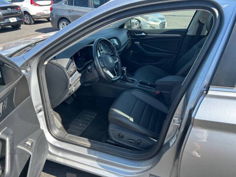 2024 Volkswagen Jetta SE