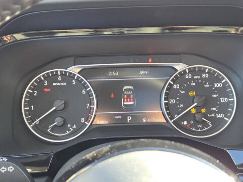 2025 Nissan Pathfinder SL