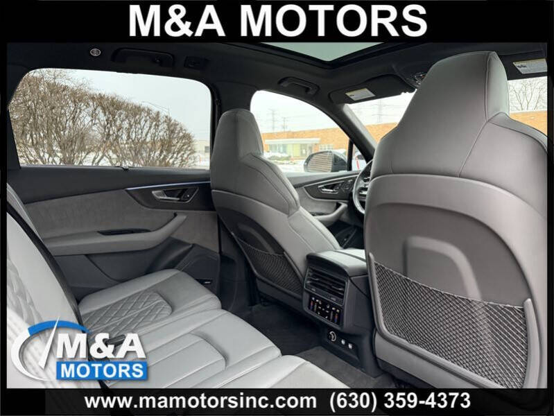 2020 Audi SQ7 4.0T quattro Premium Plus