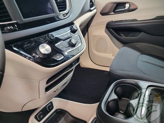 2019 Chrysler Pacifica Touring Plus