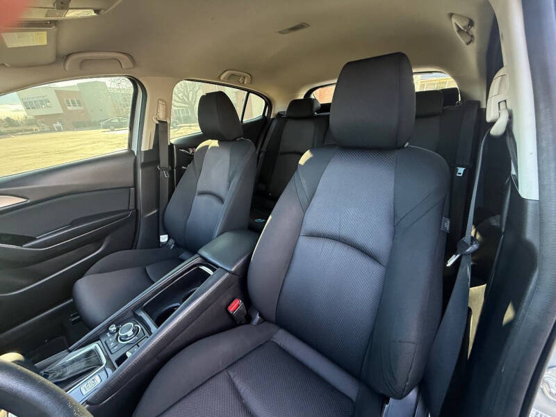 2018 Mazda MAZDA3 Sport