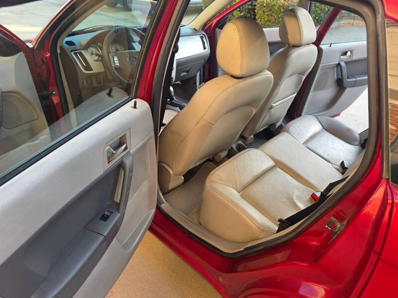 2010 Ford Focus SES