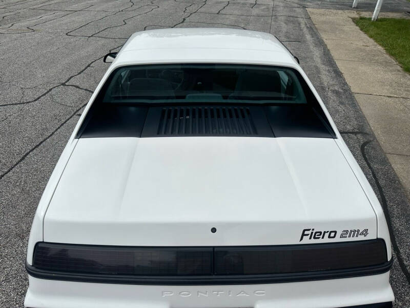 1984 Pontiac Fiero Sport
