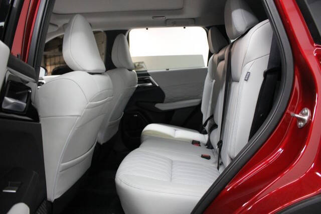 2025 Mitsubishi Outlander SEL