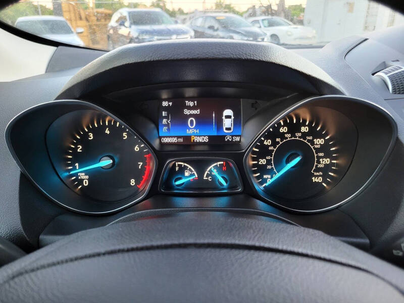 2019 Ford Escape SE