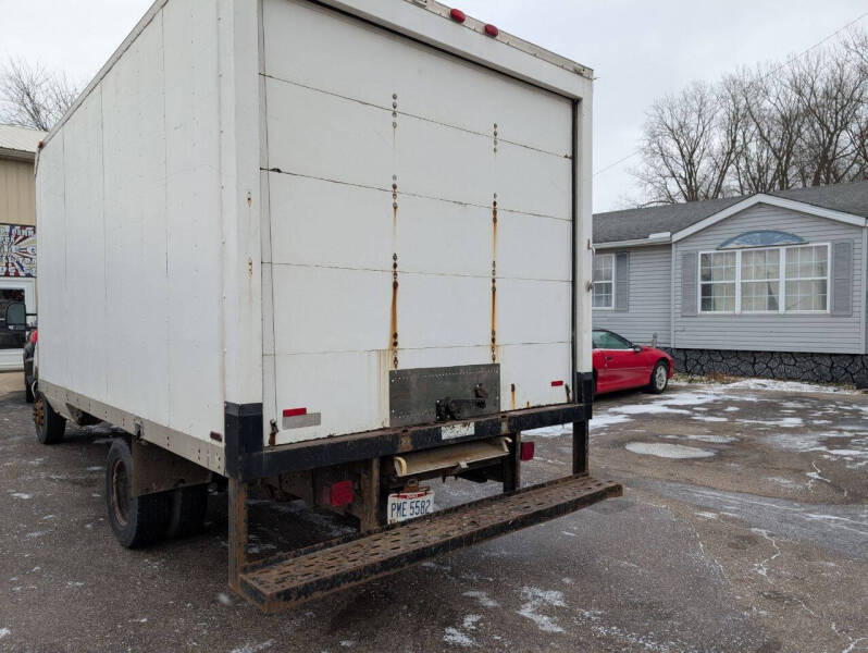 2004 Ford E-Series E-350 SD