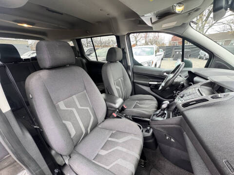 2017 Ford Transit Connect XLT