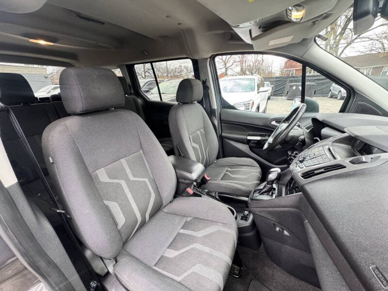 2017 Ford Transit Connect XLT