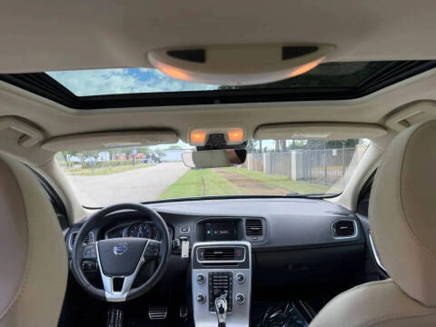 2017 Volvo V60 T5 Premier