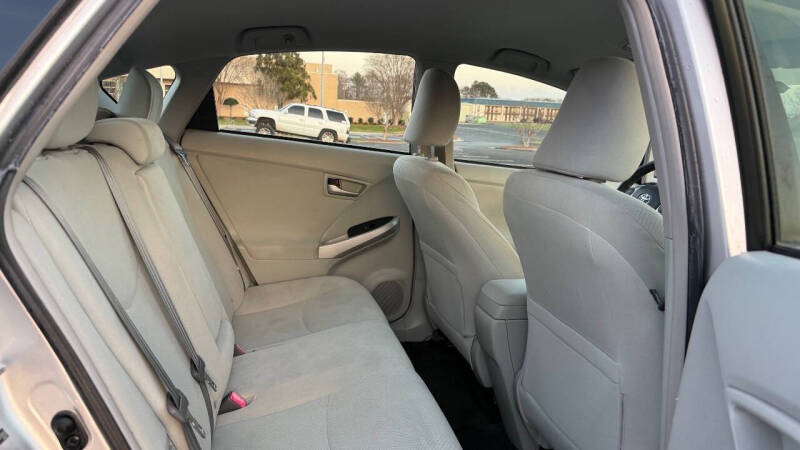 2012 Toyota Prius Two