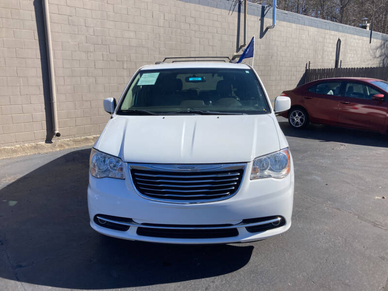 2016 Chrysler Town and Country for sale at Car Guys in Lenoir NC