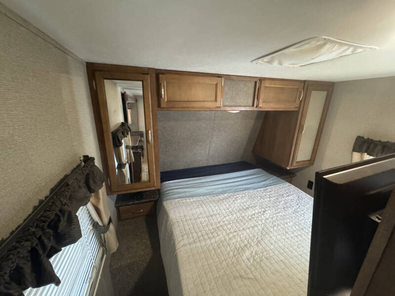 2018 Keystone RV Springdale 240BH