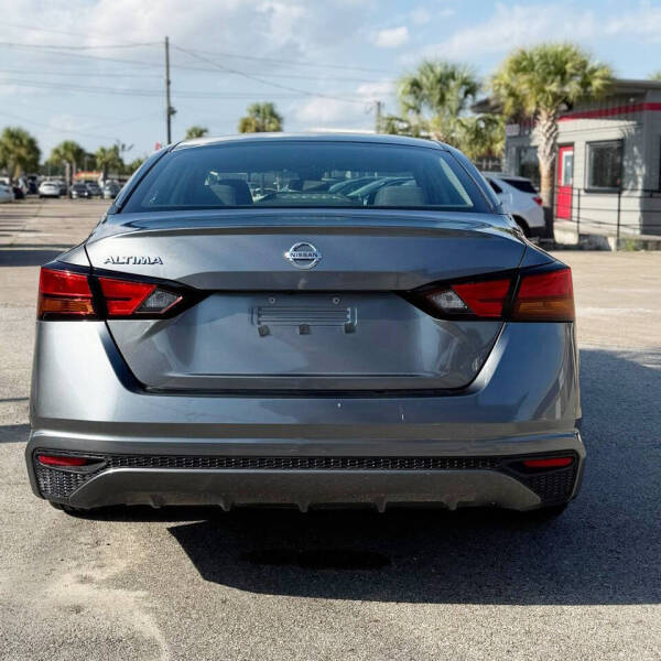 2022 Nissan Altima 2.5 S