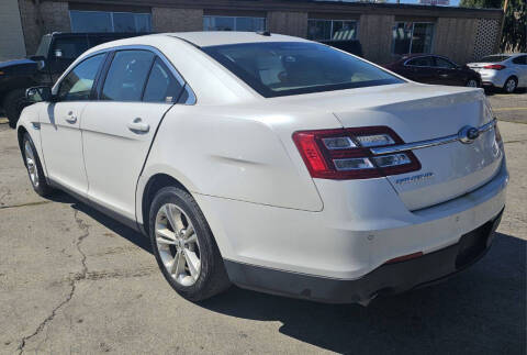2014 Ford Taurus SEL