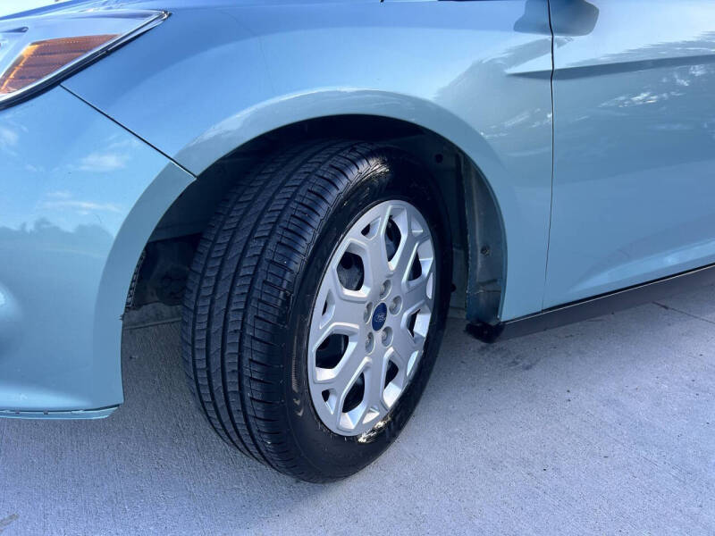 2012 Ford Focus SE