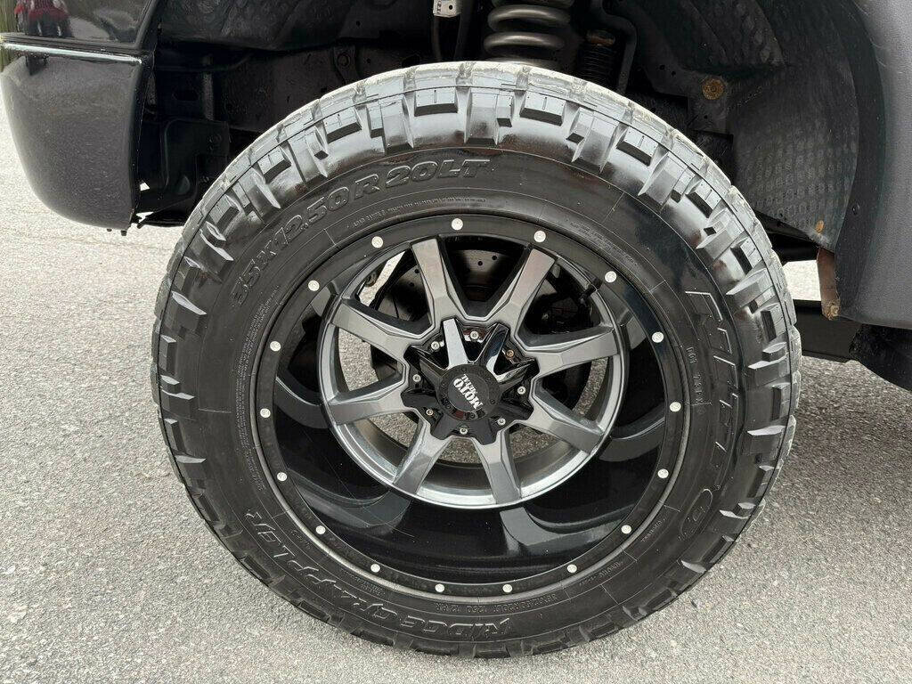 2005 Ford F-350 Super Duty 12