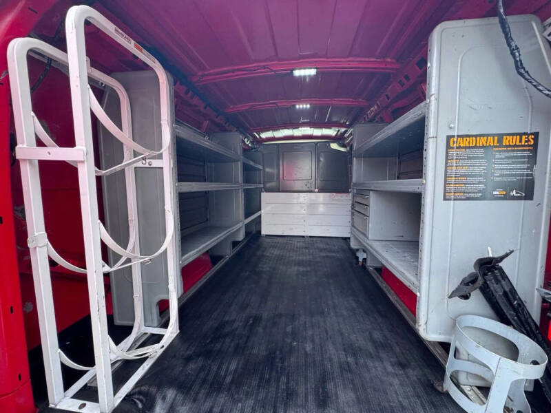 2017 GMC Savana 3500