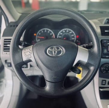 2012 Toyota Corolla LE