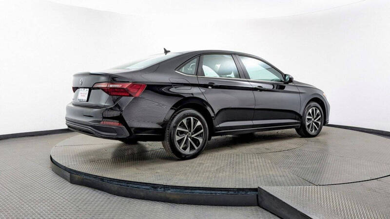 2024 Volkswagen Jetta S