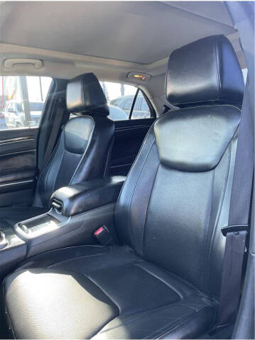 2018 Chrysler 300 Limited
