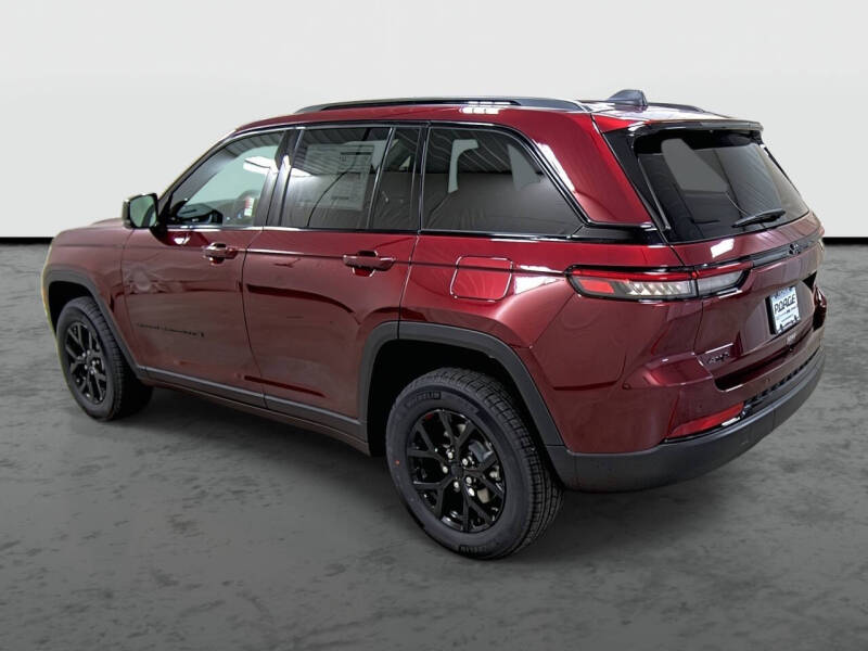 2025 Jeep Grand Cherokee Altitude X