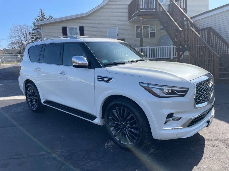 2023 Infiniti QX80 Sensory