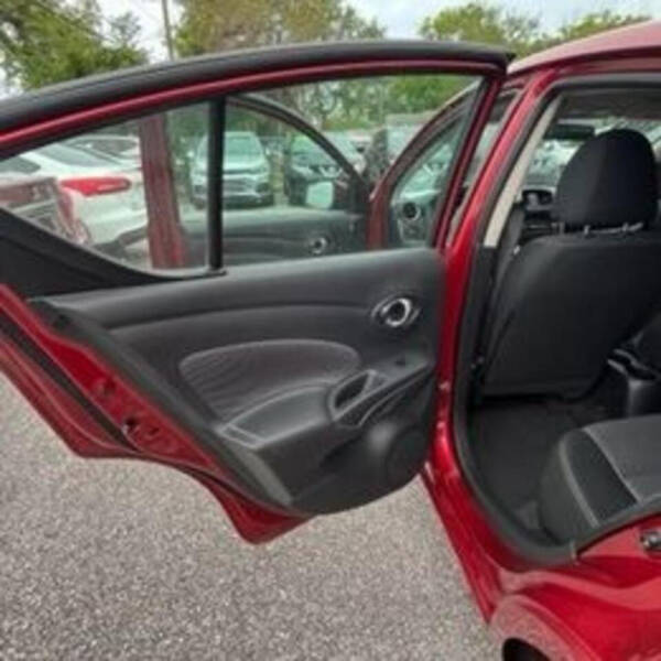 2018 Nissan Versa