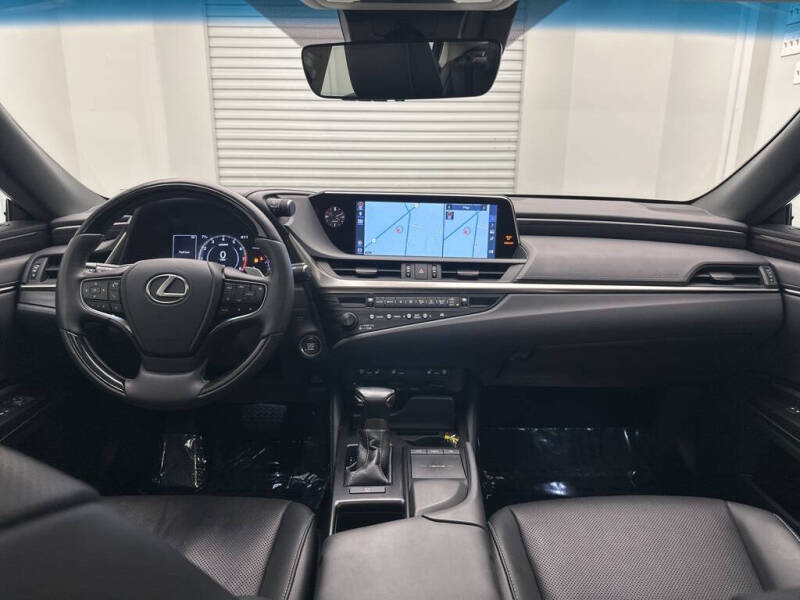 2019 Lexus ES 350