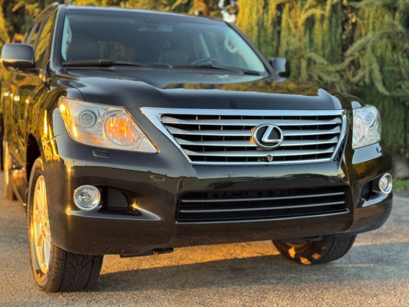 2010 Lexus LX 570