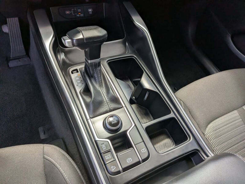 2025 Kia Sorento LX