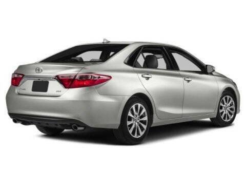 Used 2015 Toyota Camry LE with VIN 4T1BF1FK6FU986184 for sale in Madison, WI