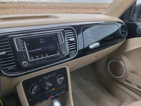 2016 Volkswagen Beetle 1.8T SE