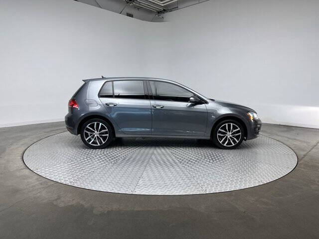 2015 Volkswagen Golf TSI SE