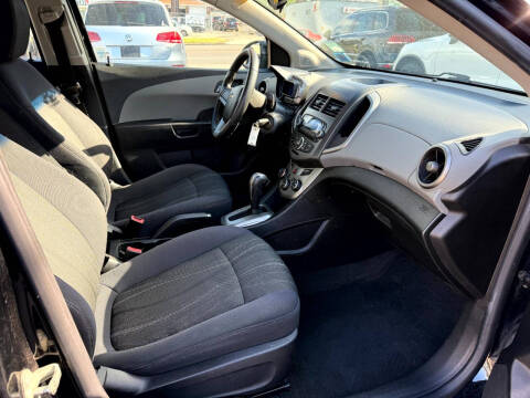 2012 Chevrolet Sonic LT