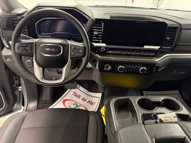 2023 GMC Sierra 1500 Elevation Standard