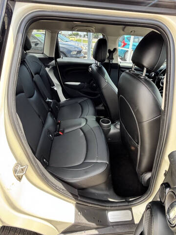 2015 MINI Hardtop 4 Door Cooper
