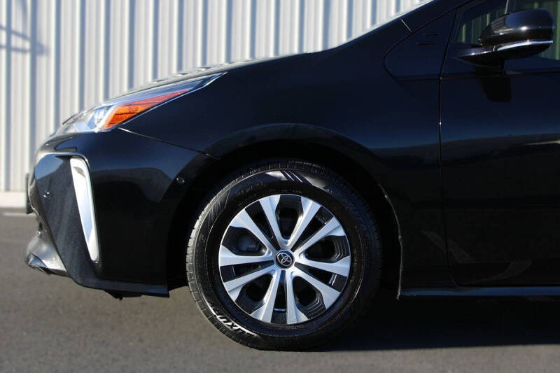 2019 Toyota Prius XLE AWD-e