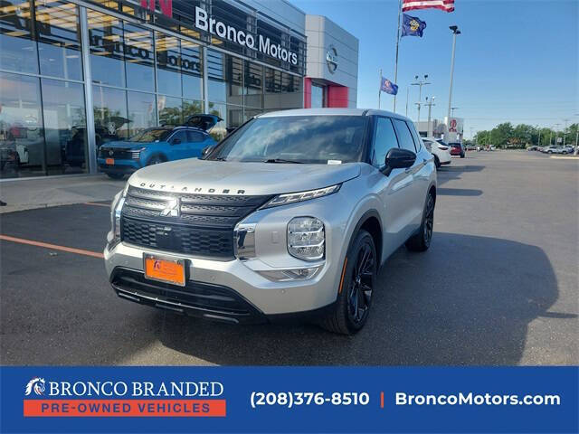 2022 Mitsubishi Outlander SE