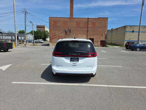 2027 Chrysler Pacifica Limited