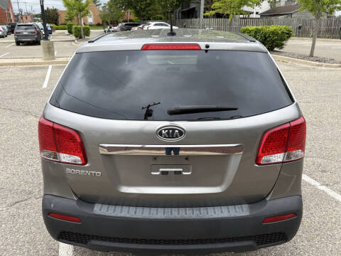 2012 Kia Sorento LX