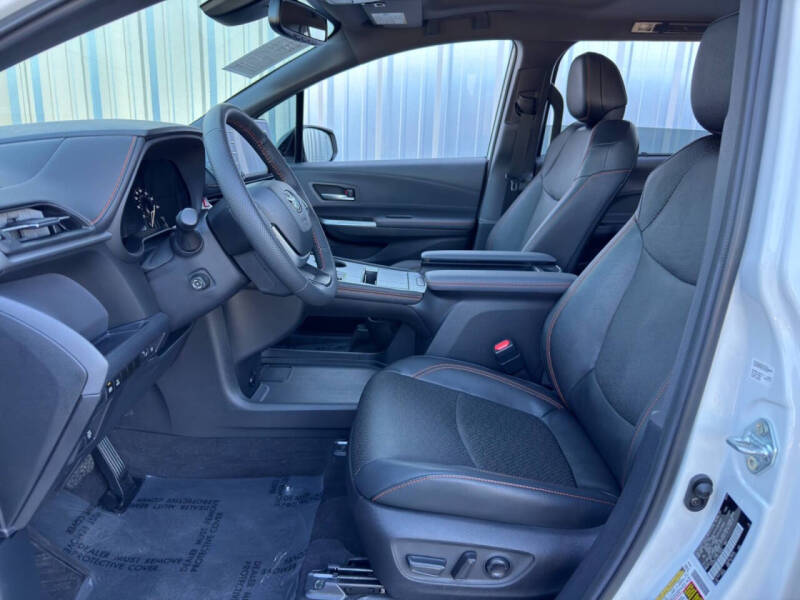 2024 Toyota Sienna XSE 7-Passenger