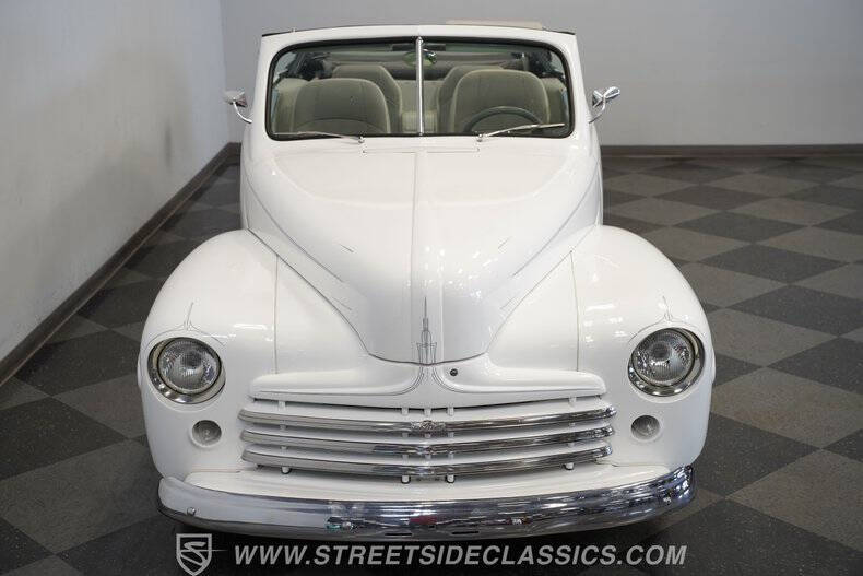 1947 Ford Deluxe
