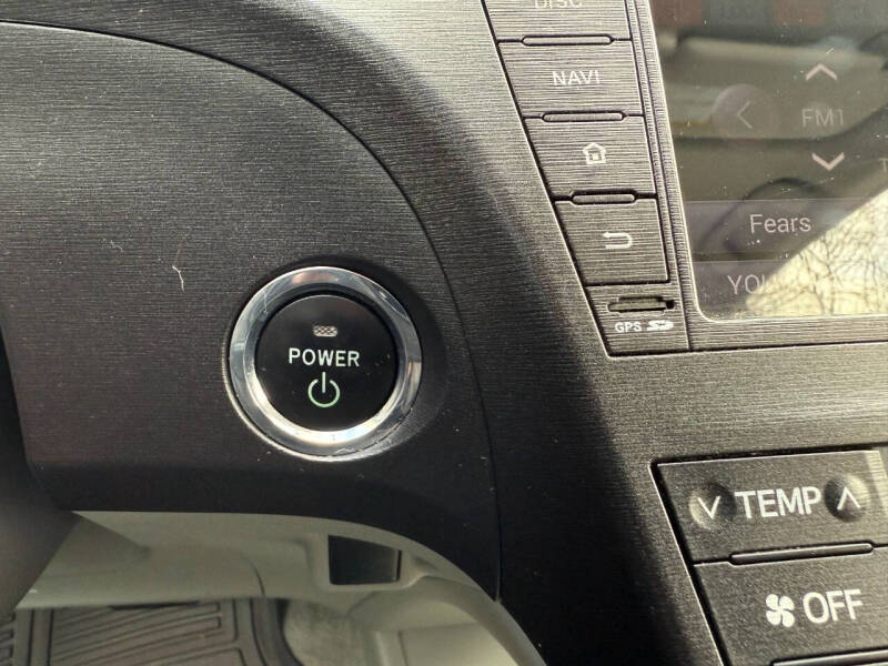 2011 Toyota Prius One